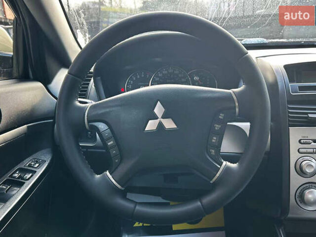 Серый Мицубиси Галант, объемом двигателя 2.4 л и пробегом 285 тыс. км за 6200 $, фото 10 на Automoto.ua