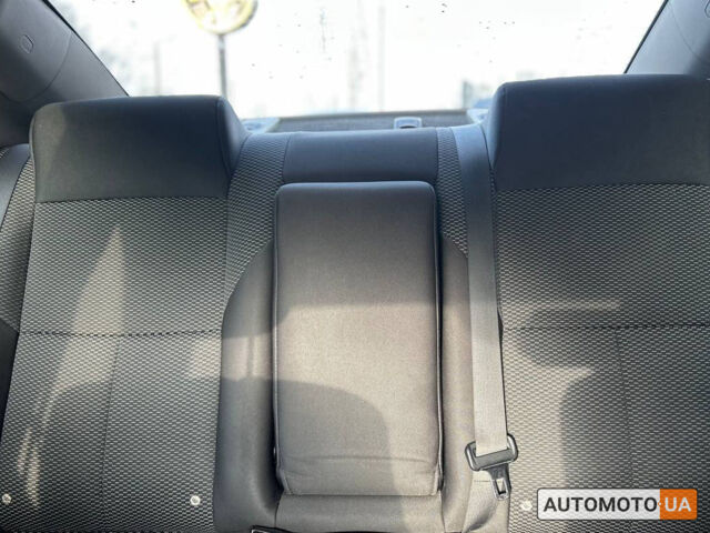 Серый Мицубиси Галант, объемом двигателя 2.4 л и пробегом 285 тыс. км за 6800 $, фото 23 на Automoto.ua