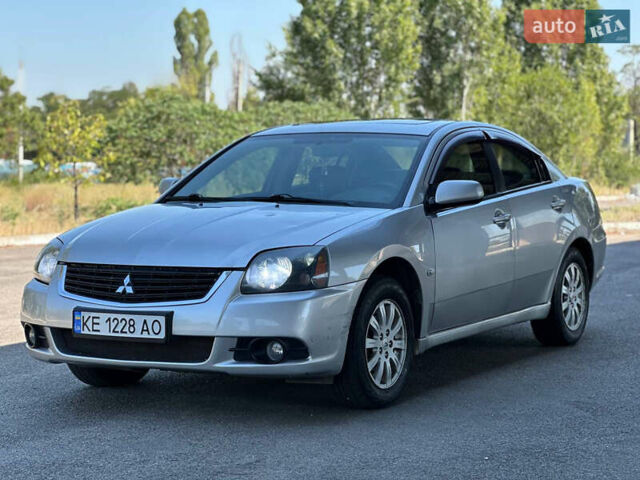 Серый Мицубиси Галант, объемом двигателя 2.38 л и пробегом 234 тыс. км за 5399 $, фото 3 на Automoto.ua