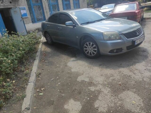 Серый Мицубиси Галант, объемом двигателя 2.4 л и пробегом 220 тыс. км за 5200 $, фото 1 на Automoto.ua