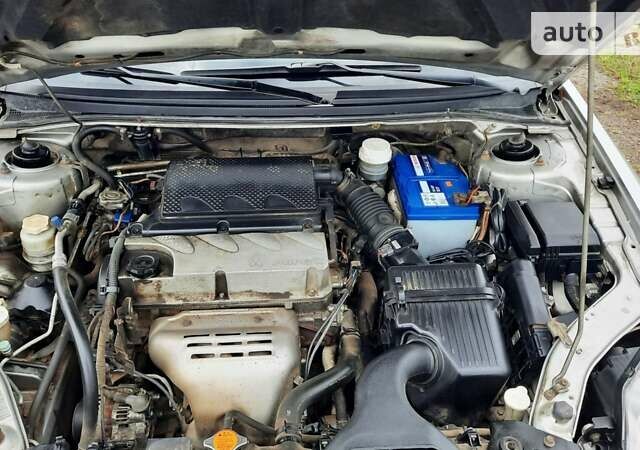 Сірий Міцубісі Галант, об'ємом двигуна 2.4 л та пробігом 274 тис. км за 4999 $, фото 12 на Automoto.ua