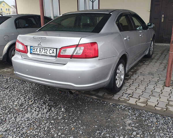 Сірий Міцубісі Галант, об'ємом двигуна 2.38 л та пробігом 352 тис. км за 4600 $, фото 3 на Automoto.ua