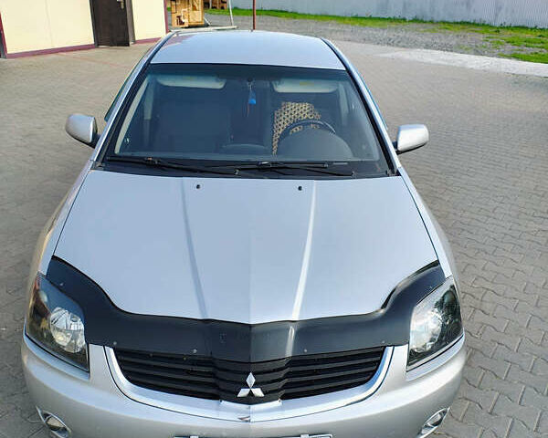 Сірий Міцубісі Галант, об'ємом двигуна 2.38 л та пробігом 352 тис. км за 4600 $, фото 10 на Automoto.ua