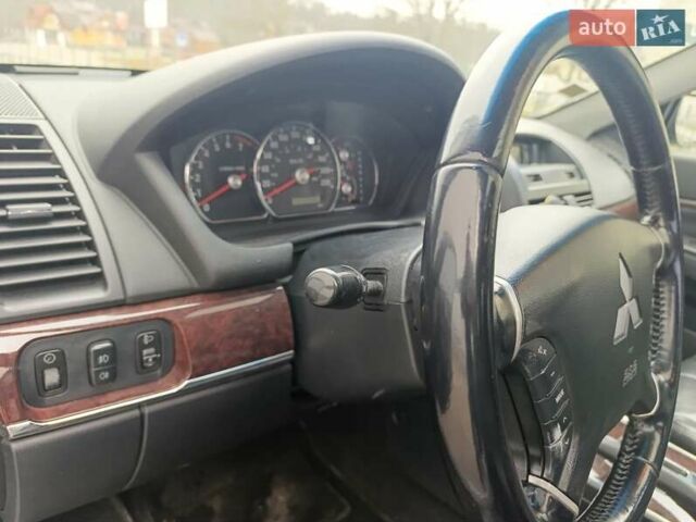 Сірий Міцубісі Галант, об'ємом двигуна 2.4 л та пробігом 226 тис. км за 5150 $, фото 9 на Automoto.ua
