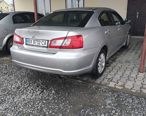 Сірий Міцубісі Галант, об'ємом двигуна 2.38 л та пробігом 352 тис. км за 4600 $, фото 4 на Automoto.ua