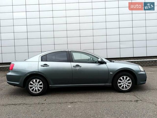 Сірий Міцубісі Галант, об'ємом двигуна 2.4 л та пробігом 226 тис. км за 5150 $, фото 17 на Automoto.ua