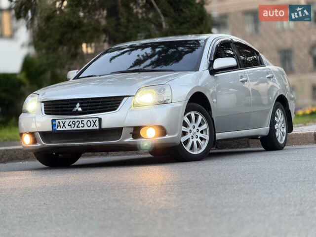 Сірий Міцубісі Галант, об'ємом двигуна 2.4 л та пробігом 279 тис. км за 5750 $, фото 2 на Automoto.ua