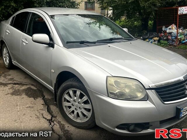 Серый Мицубиси Галант, объемом двигателя 2.4 л и пробегом 245 тыс. км за 5500 $, фото 2 на Automoto.ua