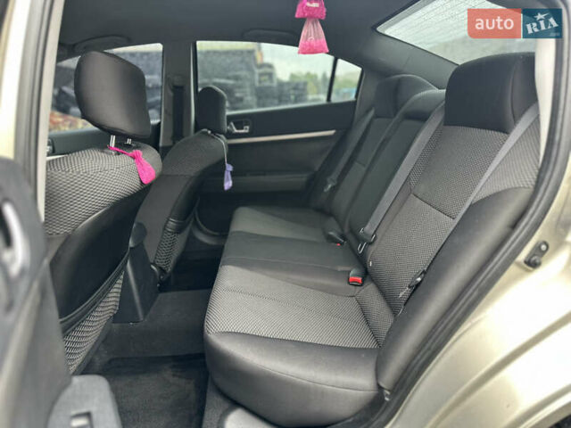 Мицубиси Галант 2009 в Львове на Automoto.ua Серый Мицубиси Галант, объемом двигателя 2.38 л и пробегом 186 тыс. км за 4490 $, фото 7 на Automoto.ua