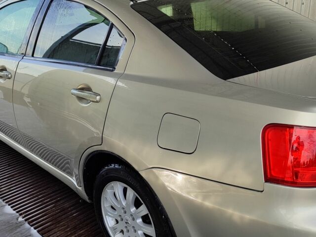 Серый Мицубиси Галант, объемом двигателя 2.4 л и пробегом 330 тыс. км за 6400 $, фото 6 на Automoto.ua