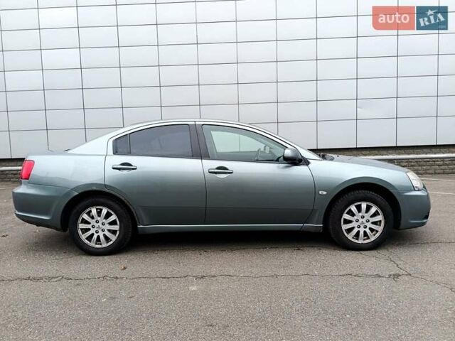 Сірий Міцубісі Галант, об'ємом двигуна 2.4 л та пробігом 226 тис. км за 5150 $, фото 2 на Automoto.ua