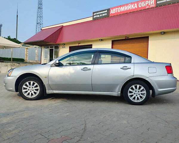 Сірий Міцубісі Галант, об'ємом двигуна 2.38 л та пробігом 352 тис. км за 4600 $, фото 13 на Automoto.ua