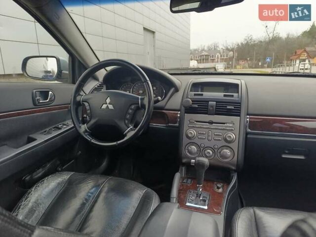 Сірий Міцубісі Галант, об'ємом двигуна 2.4 л та пробігом 226 тис. км за 5150 $, фото 10 на Automoto.ua