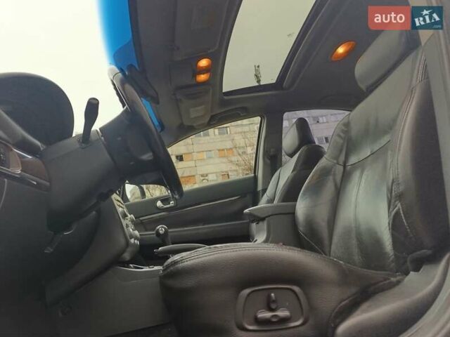 Сірий Міцубісі Галант, об'ємом двигуна 2.4 л та пробігом 226 тис. км за 5150 $, фото 5 на Automoto.ua