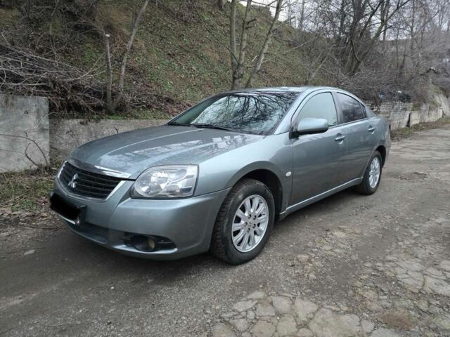 Серый Мицубиси Галант, объемом двигателя 2.4 л и пробегом 182 тыс. км за 6100 $, фото 5 на Automoto.ua