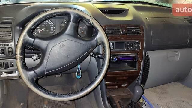 Серый Мицубиси Галант, объемом двигателя 2.5 л и пробегом 350 тыс. км за 1200 $, фото 5 на Automoto.ua