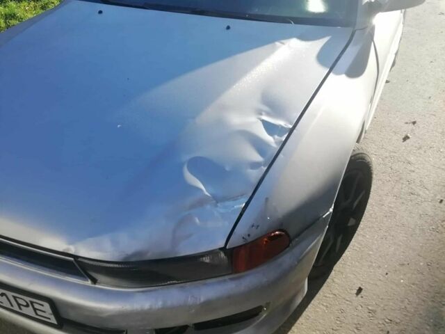 Серый Мицубиси Галант, объемом двигателя 2 л и пробегом 500 тыс. км за 1800 $, фото 2 на Automoto.ua