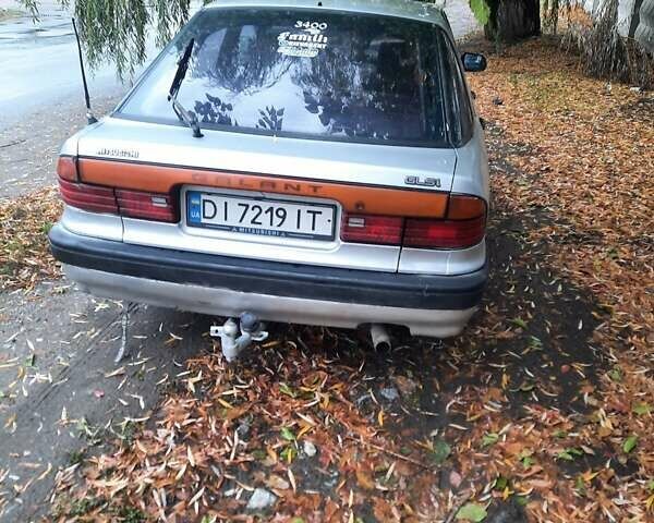 Мицубиси Галант 1989 в Василькове на Automoto.ua Серый Мицубиси Галант, объемом двигателя 2 л и пробегом 350 тыс. км за 1700 $, фото 2 на Automoto.ua