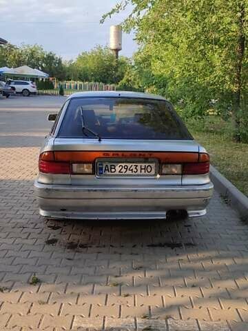 Серый Мицубиси Галант, объемом двигателя 2 л и пробегом 356 тыс. км за 2000 $, фото 2 на Automoto.ua