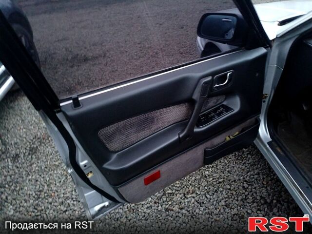 Серый Мицубиси Галант, объемом двигателя 2 л и пробегом 300 тыс. км за 2100 $, фото 5 на Automoto.ua