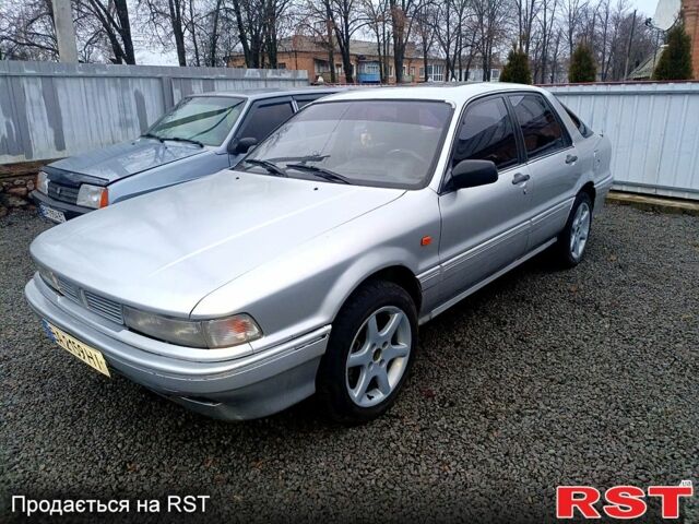 Серый Мицубиси Галант, объемом двигателя 2 л и пробегом 300 тыс. км за 2100 $, фото 2 на Automoto.ua