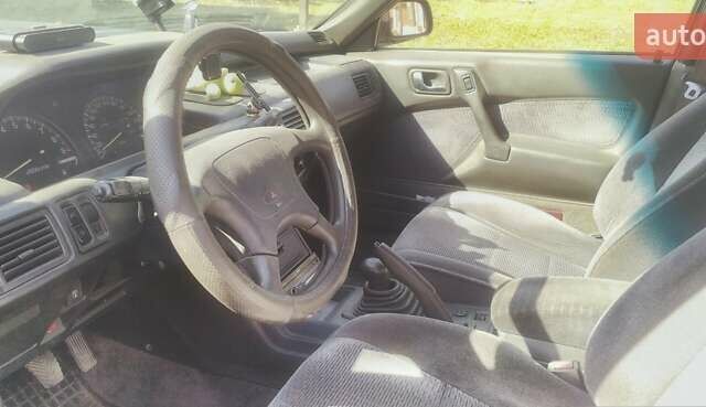 Серый Мицубиси Галант, объемом двигателя 2 л и пробегом 360 тыс. км за 2200 $, фото 1 на Automoto.ua