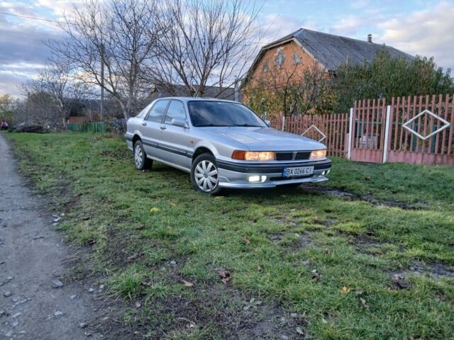 Серый Мицубиси Галант, объемом двигателя 2 л и пробегом 300 тыс. км за 1500 $, фото 1 на Automoto.ua