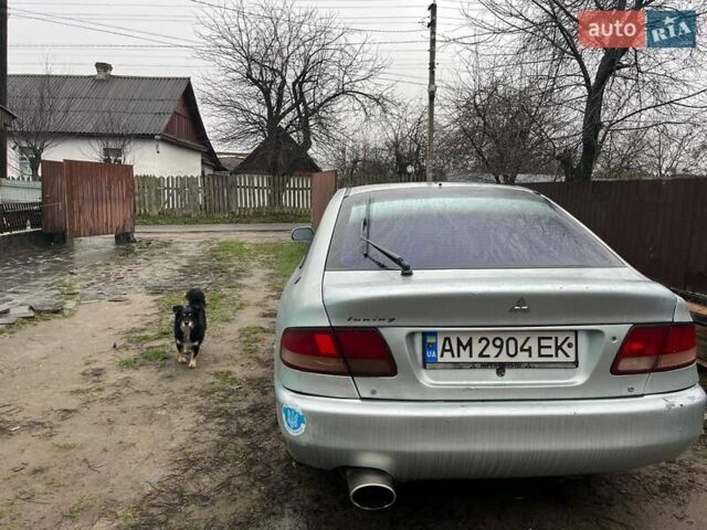 Серый Мицубиси Галант, объемом двигателя 2.5 л и пробегом 320 тыс. км за 1700 $, фото 3 на Automoto.ua