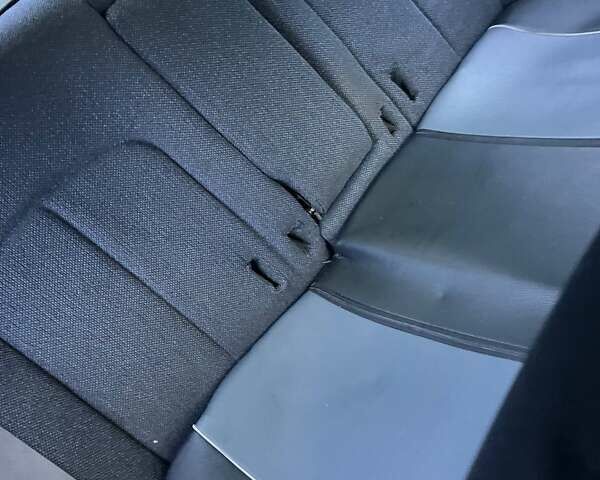 Серый Мицубиси Галант, объемом двигателя 2.5 л и пробегом 320 тыс. км за 1700 $, фото 5 на Automoto.ua