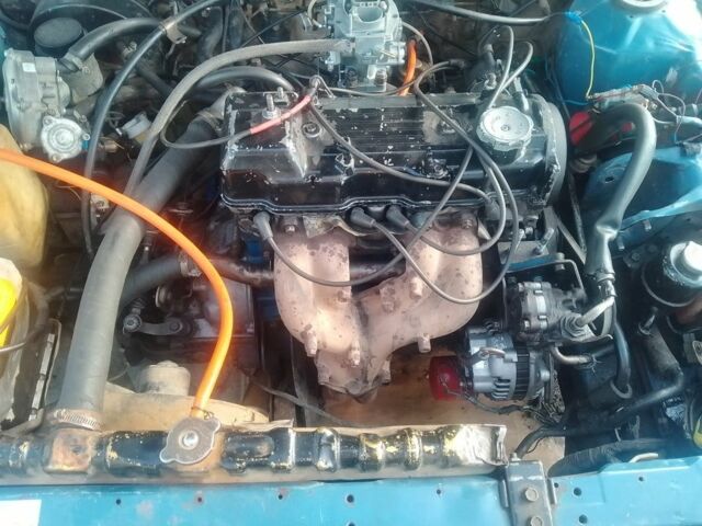 Синий Мицубиси Галант, объемом двигателя 1.8 л и пробегом 550 тыс. км за 600 $, фото 3 на Automoto.ua