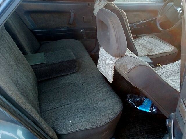 Синій Міцубісі Галант, об'ємом двигуна 1.8 л та пробігом 200 тис. км за 600 $, фото 1 на Automoto.ua