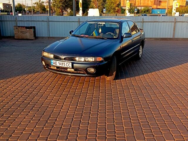 Синий Мицубиси Галант, объемом двигателя 2 л и пробегом 0 тыс. км за 1920 $, фото 4 на Automoto.ua