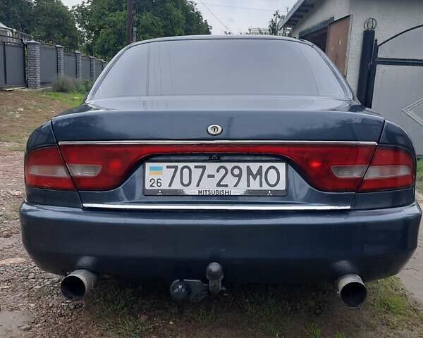 Синий Мицубиси Галант, объемом двигателя 1.8 л и пробегом 280 тыс. км за 2300 $, фото 2 на Automoto.ua