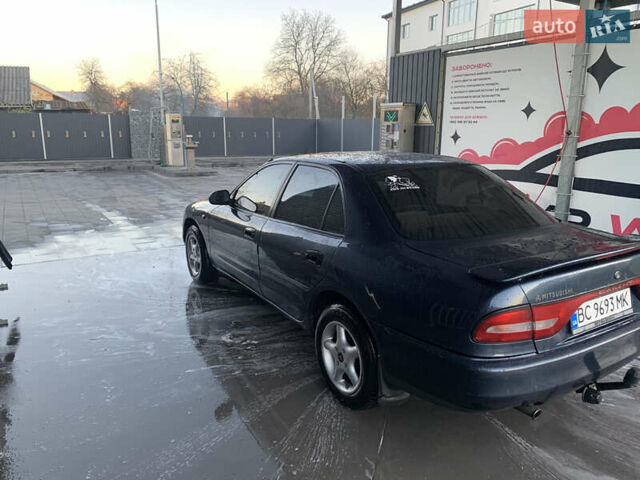 Синий Мицубиси Галант, объемом двигателя 2 л и пробегом 422 тыс. км за 1950 $, фото 4 на Automoto.ua