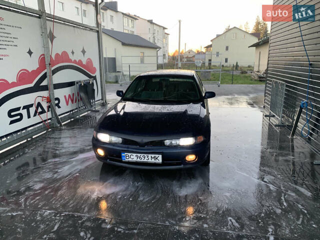 Синий Мицубиси Галант, объемом двигателя 2 л и пробегом 422 тыс. км за 1950 $, фото 1 на Automoto.ua