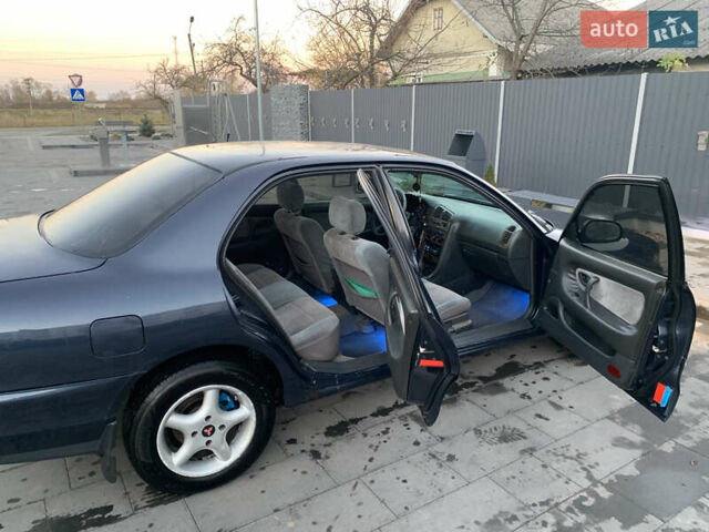 Синий Мицубиси Галант, объемом двигателя 2 л и пробегом 422 тыс. км за 1950 $, фото 5 на Automoto.ua