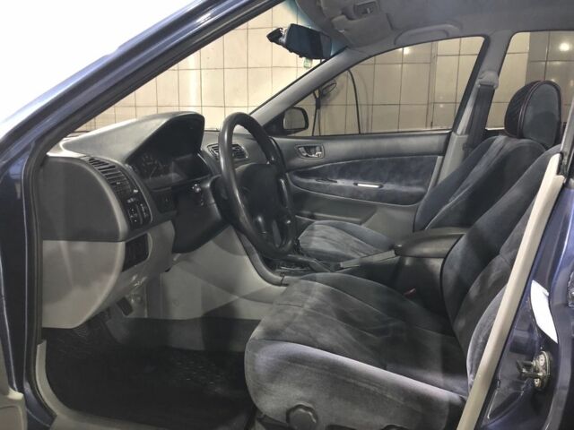 Синій Міцубісі Галант, об'ємом двигуна 2 л та пробігом 300 тис. км за 2500 $, фото 5 на Automoto.ua