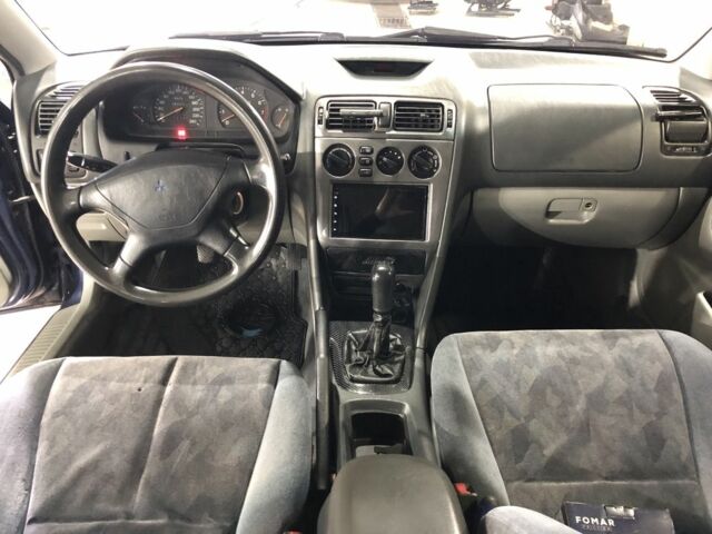 Синій Міцубісі Галант, об'ємом двигуна 2 л та пробігом 300 тис. км за 2500 $, фото 7 на Automoto.ua