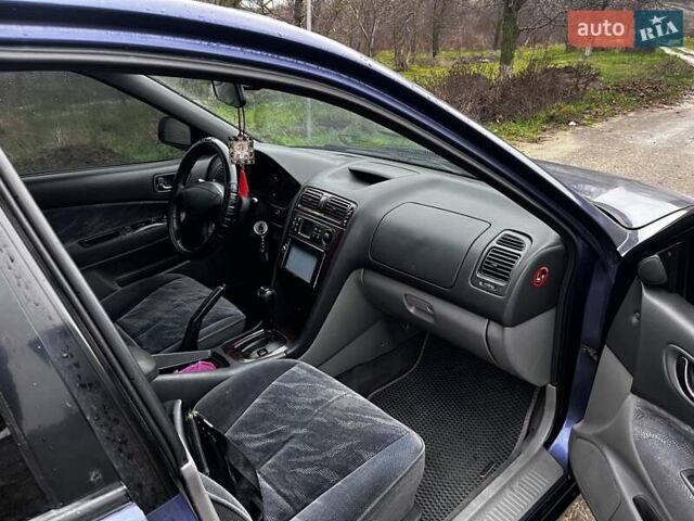 Синій Міцубісі Галант, об'ємом двигуна 2.5 л та пробігом 264 тис. км за 3300 $, фото 2 на Automoto.ua