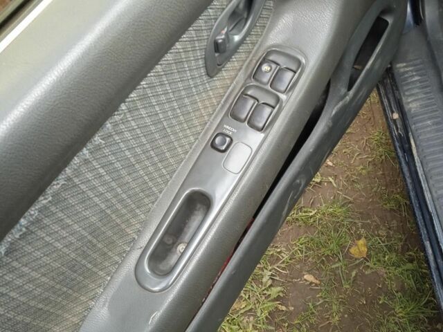 Синій Міцубісі Галант, об'ємом двигуна 2 л та пробігом 250 тис. км за 750 $, фото 6 на Automoto.ua