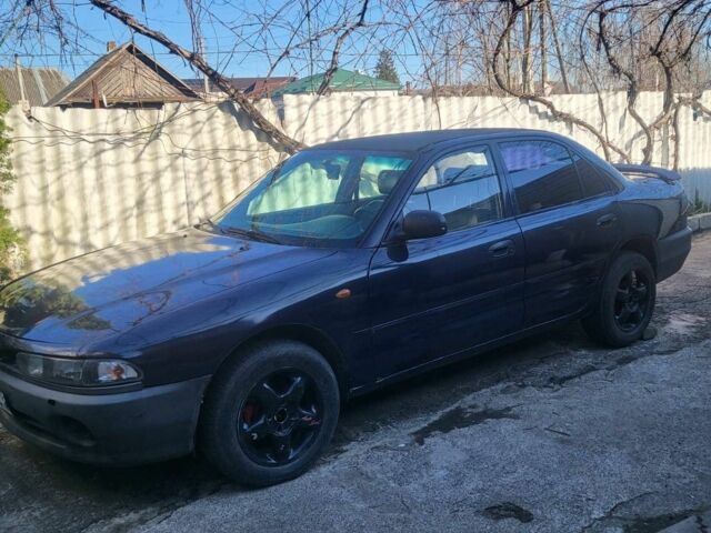 Синий Мицубиси Галант, объемом двигателя 0 л и пробегом 314 тыс. км за 1600 $, фото 3 на Automoto.ua