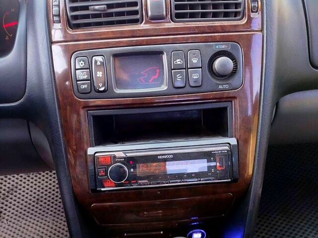 Синий Мицубиси Галант, объемом двигателя 2 л и пробегом 295 тыс. км за 2700 $, фото 2 на Automoto.ua