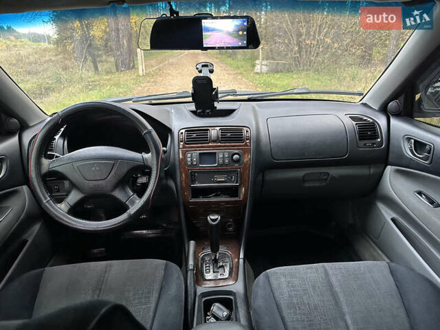 Синій Міцубісі Галант, об'ємом двигуна 2 л та пробігом 306 тис. км за 2700 $, фото 4 на Automoto.ua