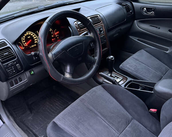 Синий Мицубиси Галант, объемом двигателя 2 л и пробегом 300 тыс. км за 3499 $, фото 10 на Automoto.ua