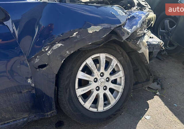 Мицубиси Галант 2008 в Умани на Automoto.ua Синий Мицубиси Галант, объемом двигателя 2.4 л и пробегом 237 тыс. км за 3000 $, фото 6 на Automoto.ua