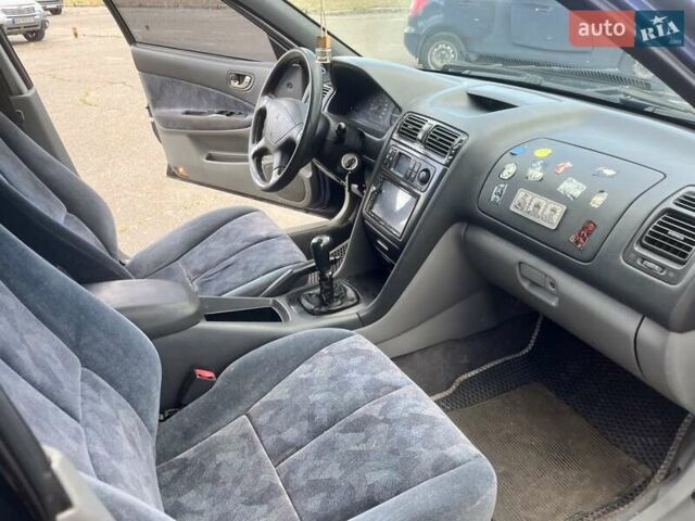 Синий Мицубиси Галант, объемом двигателя 2 л и пробегом 317 тыс. км за 2994 $, фото 7 на Automoto.ua
