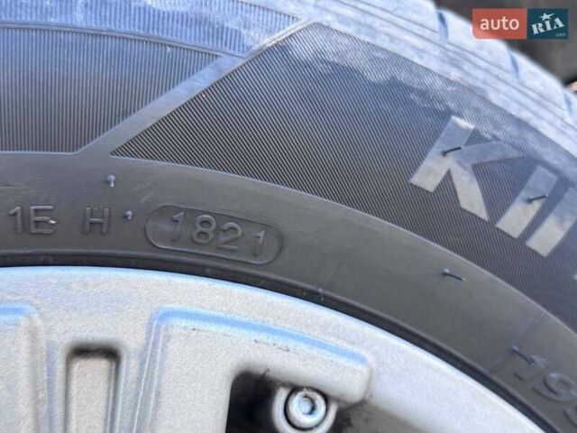 Синий Мицубиси Галант, объемом двигателя 2.5 л и пробегом 390 тыс. км за 2999 $, фото 4 на Automoto.ua