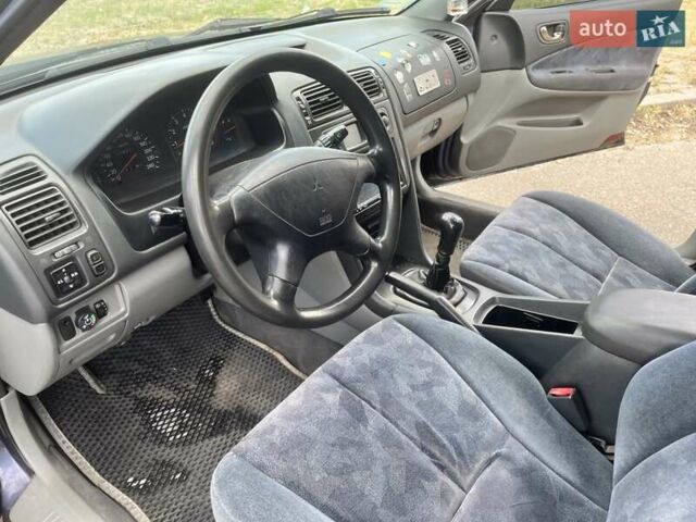 Синий Мицубиси Галант, объемом двигателя 2 л и пробегом 317 тыс. км за 2994 $, фото 9 на Automoto.ua