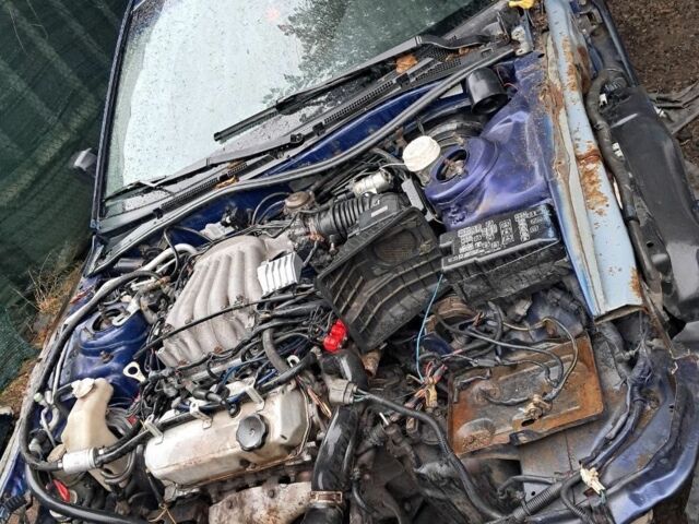 Синий Мицубиси Галант, объемом двигателя 2.5 л и пробегом 2 тыс. км за 1909 $, фото 2 на Automoto.ua