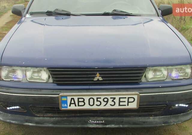 Синий Мицубиси Галант, объемом двигателя 2 л и пробегом 310 тыс. км за 1500 $, фото 7 на Automoto.ua